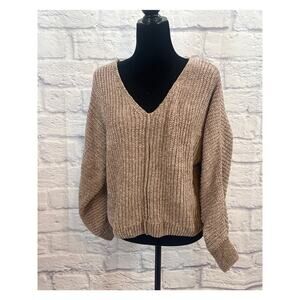 NWT Pink Rose VNeck Soft Tan Brown w Gold Metalic Medium